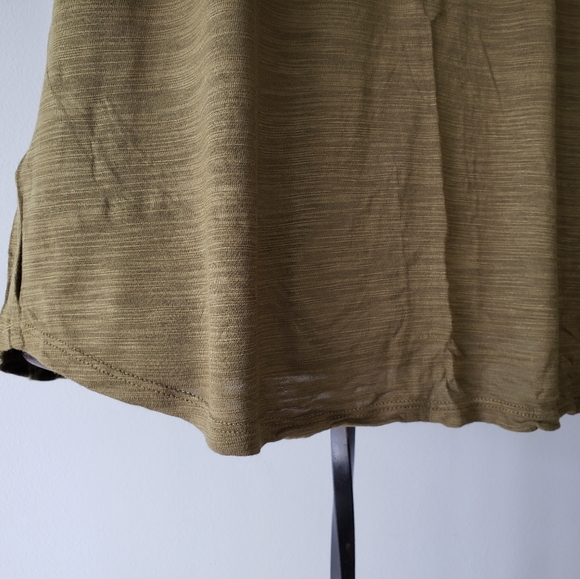 Embroidered Tank - Picture 4 of 6